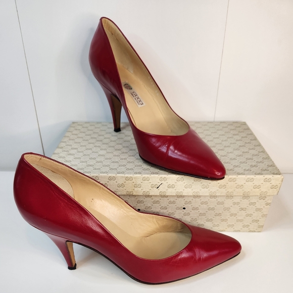 Vintage 80's Gucci red Italian leather heels, euro 38 US 7.5 with box! - Picture 5 of 6